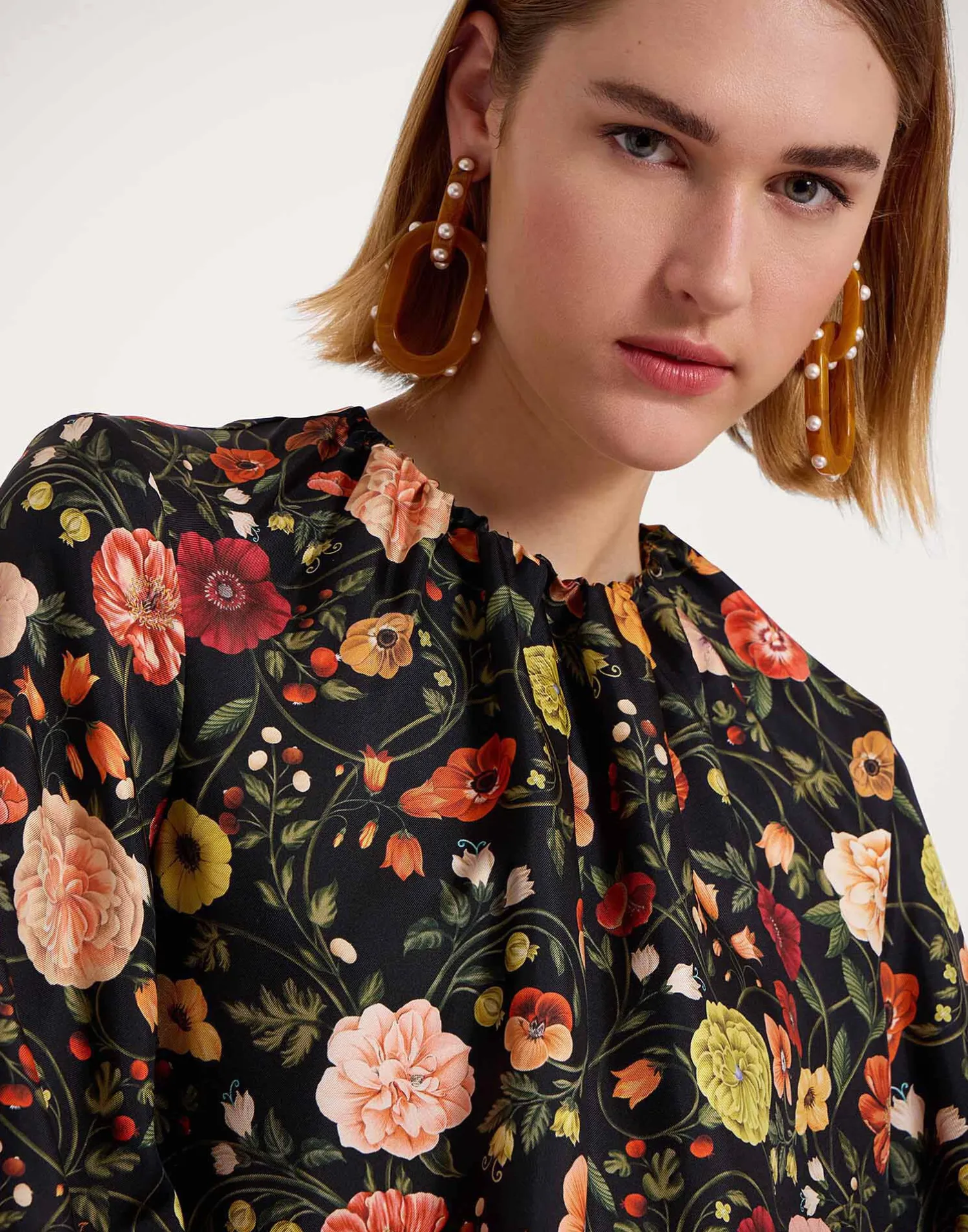 La DoubleJ Camicie E Top<Charming TopBotticelli Black in Silk Twill