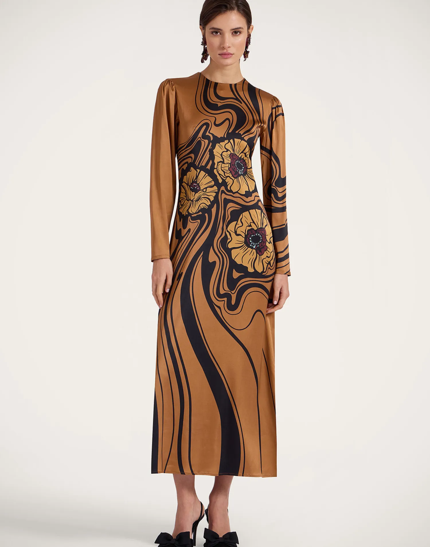La DoubleJ Vestiti<Clingy SwingBig Blooms Placée Brown in Stretch Satin