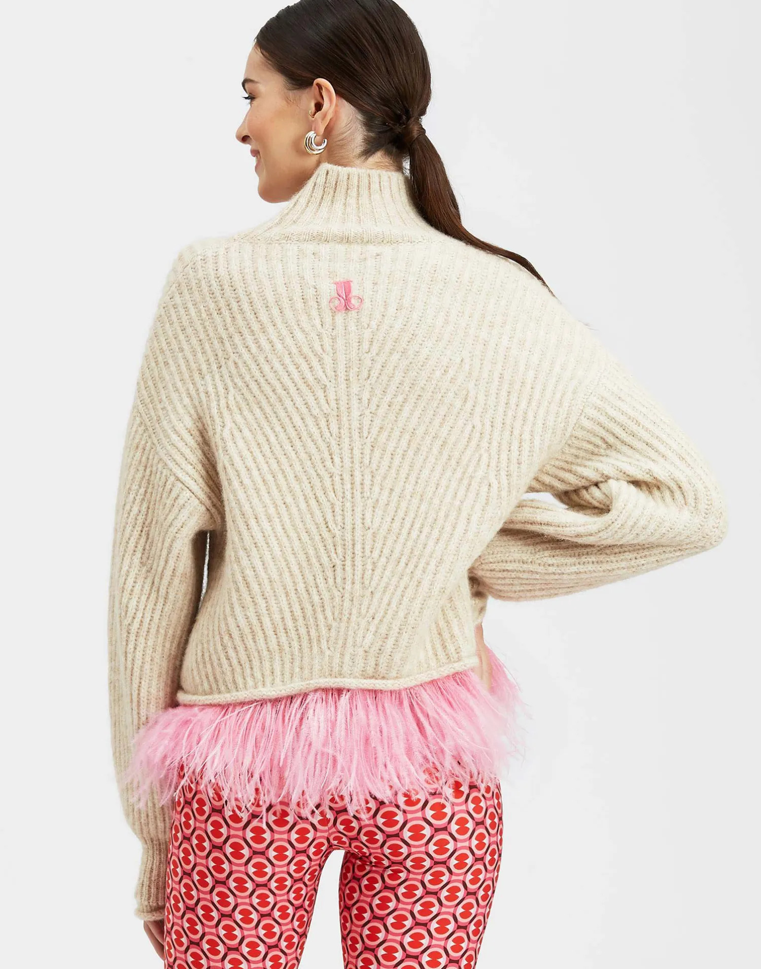 La DoubleJ Maglieria<High Kick SweaterIvory in Wool With Feathers