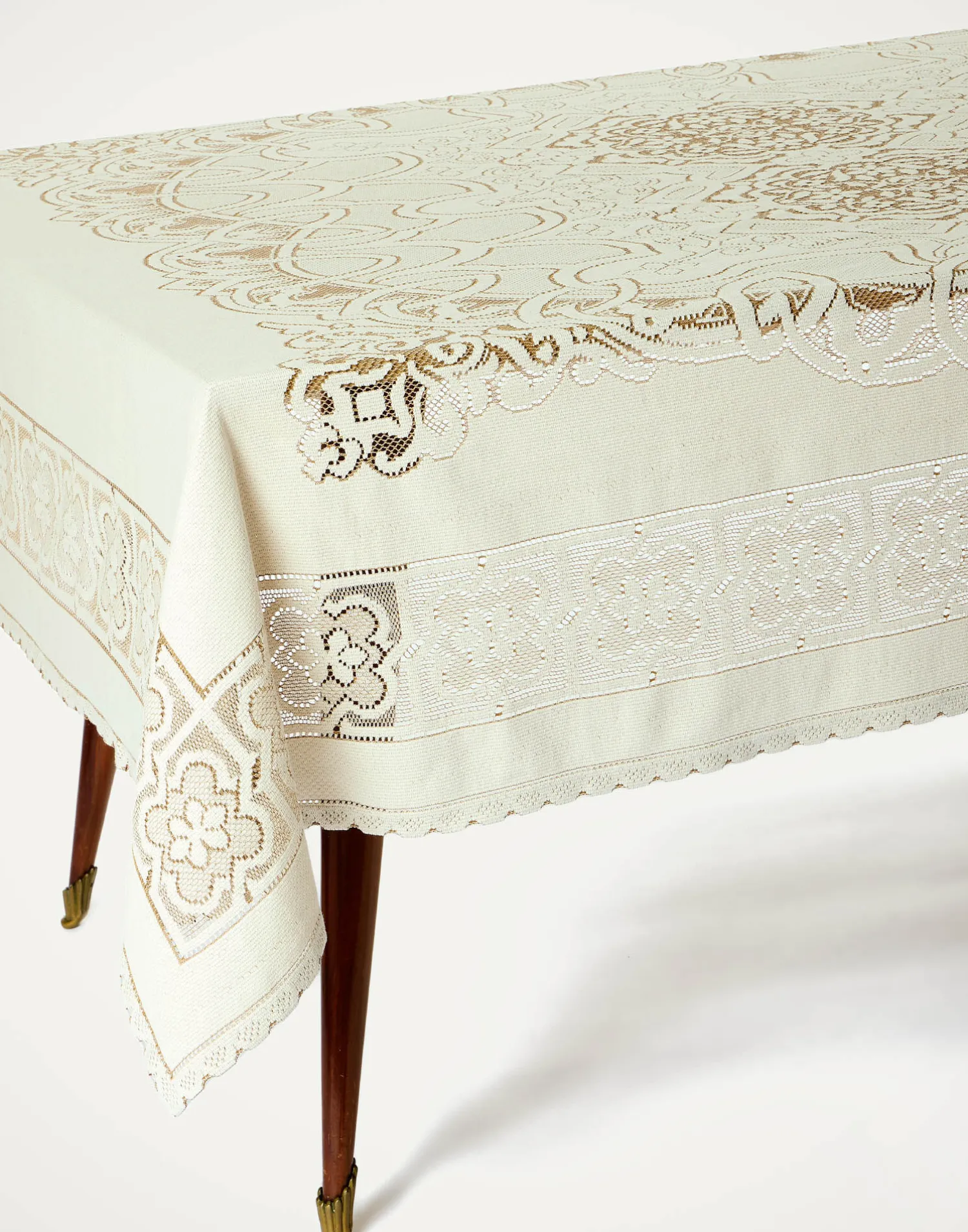La DoubleJ Tovaglie|Tessili<Lacey Medium TableclothSolid White Smoke in Embroidered Cotton