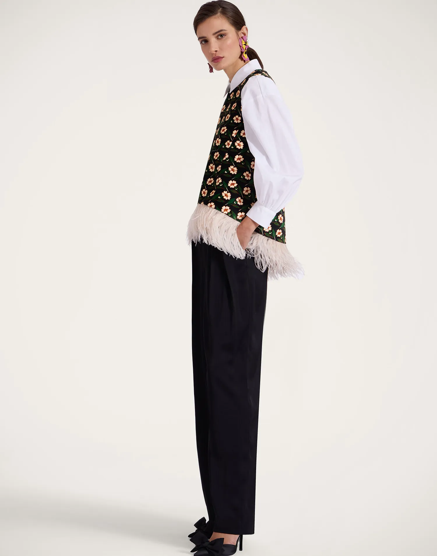 La DoubleJ Camicie E Top<La Scala TopMayfair Black in Cotton Velvet With Feathers