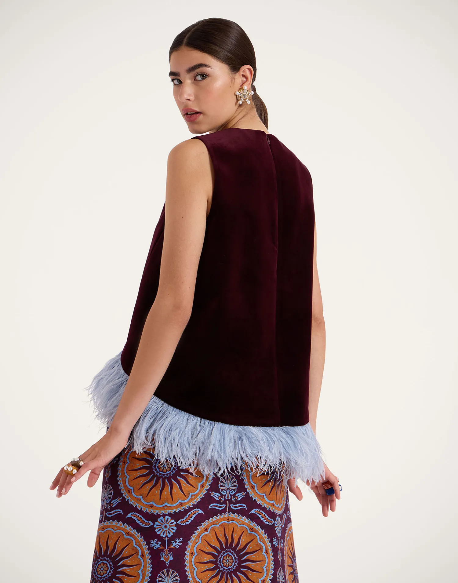 La DoubleJ Camicie E Top<La Scala TopSolid Burgandy in Cotton Velvet With Feathers