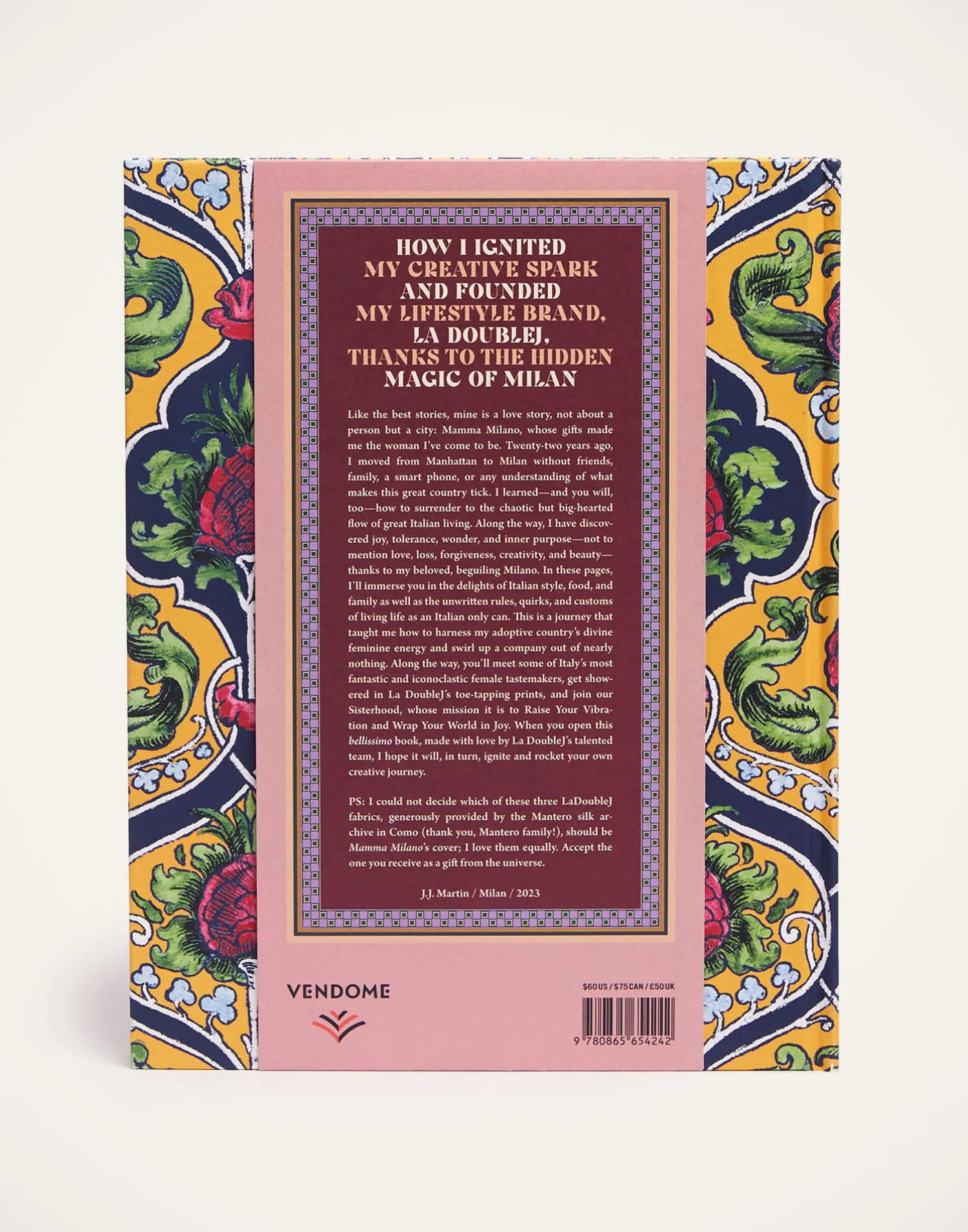 La DoubleJ Home Décor|Libri<Mamma MilanoAnanas in Hardcover
