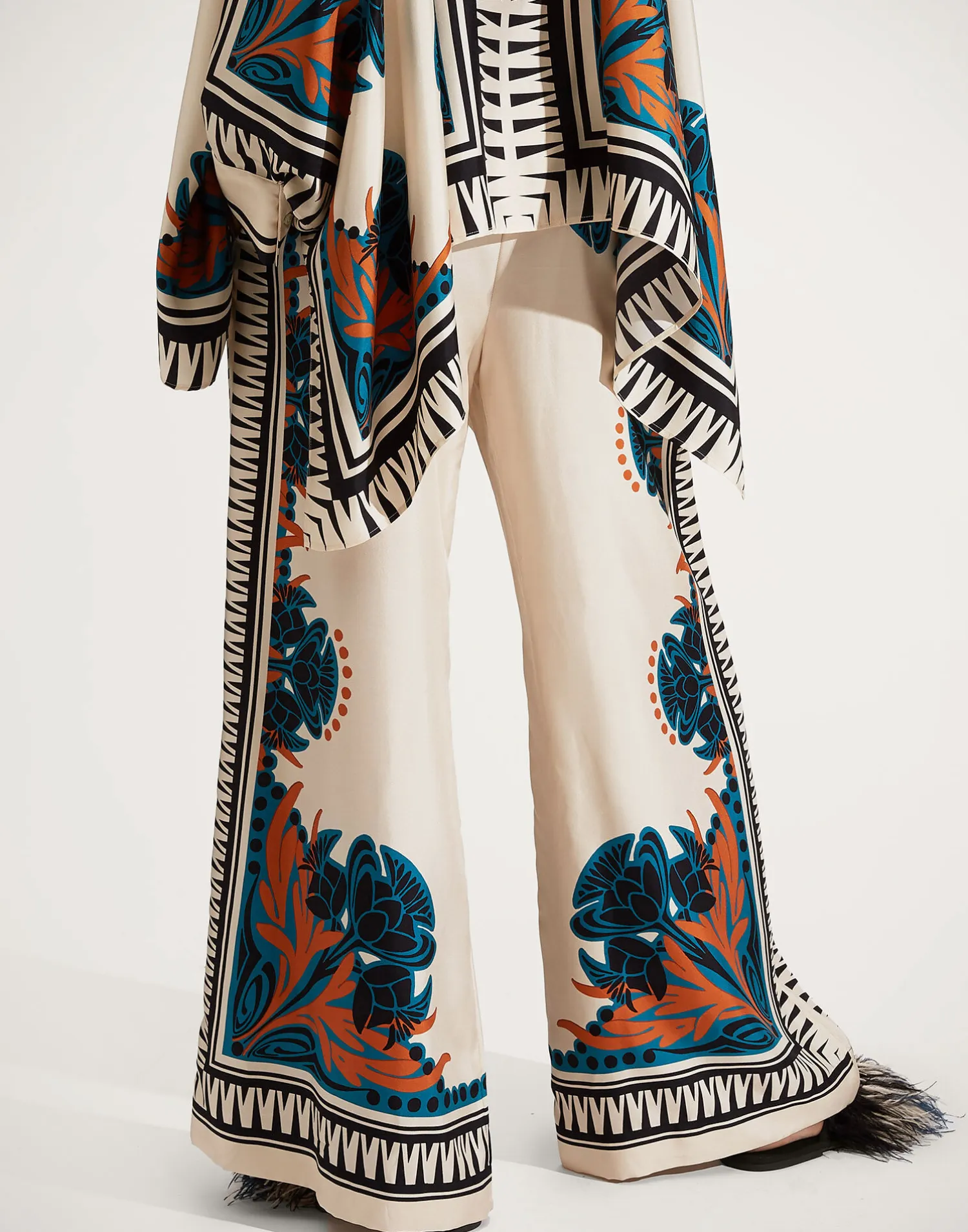 La DoubleJ Pantaloni E Shorts<Palazzo PantsFlorence Placée in Silk Twill
