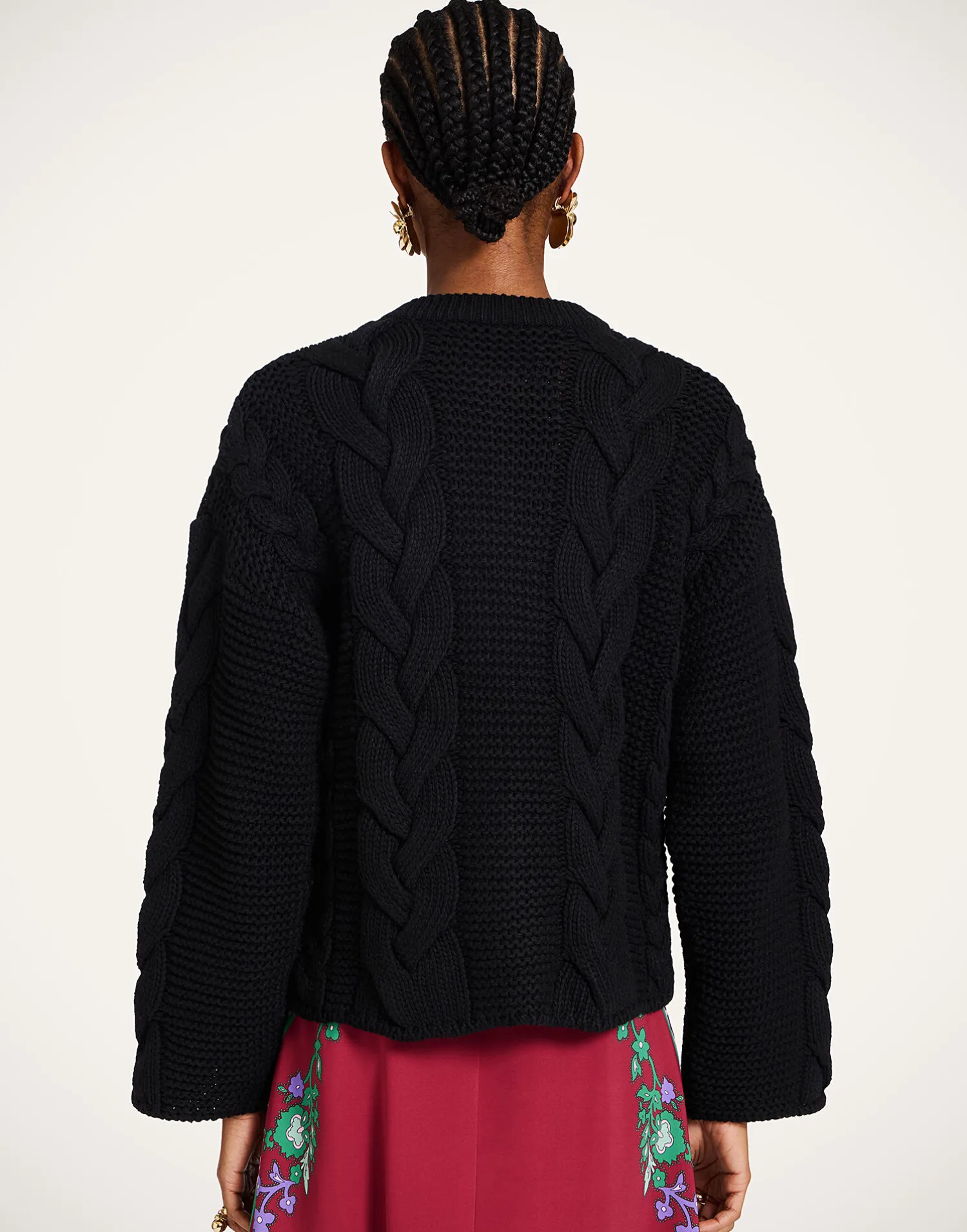 La DoubleJ Party Dressing<Portrait CardiganSolid Black in Chunky Wool