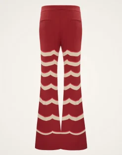 La DoubleJ Pantaloni E Shorts<Saturday Night PantsFans Plac&eacute;e Red in Envers Satin