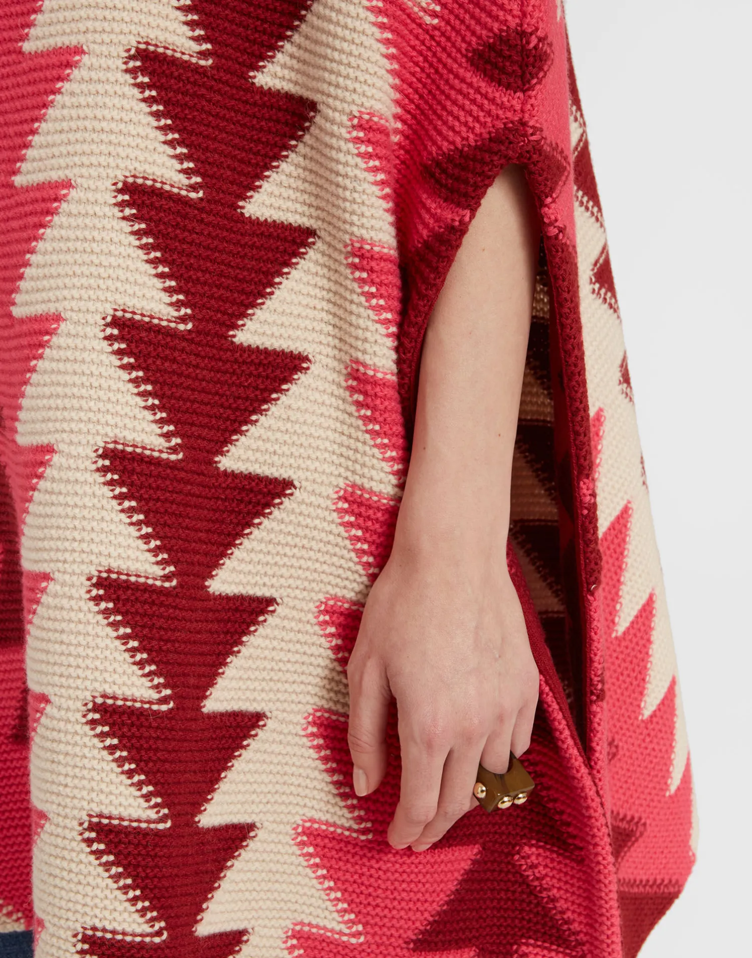 La DoubleJ Capispalla|Maglieria<Trine CapeBordeaux in Wool Intarsia
